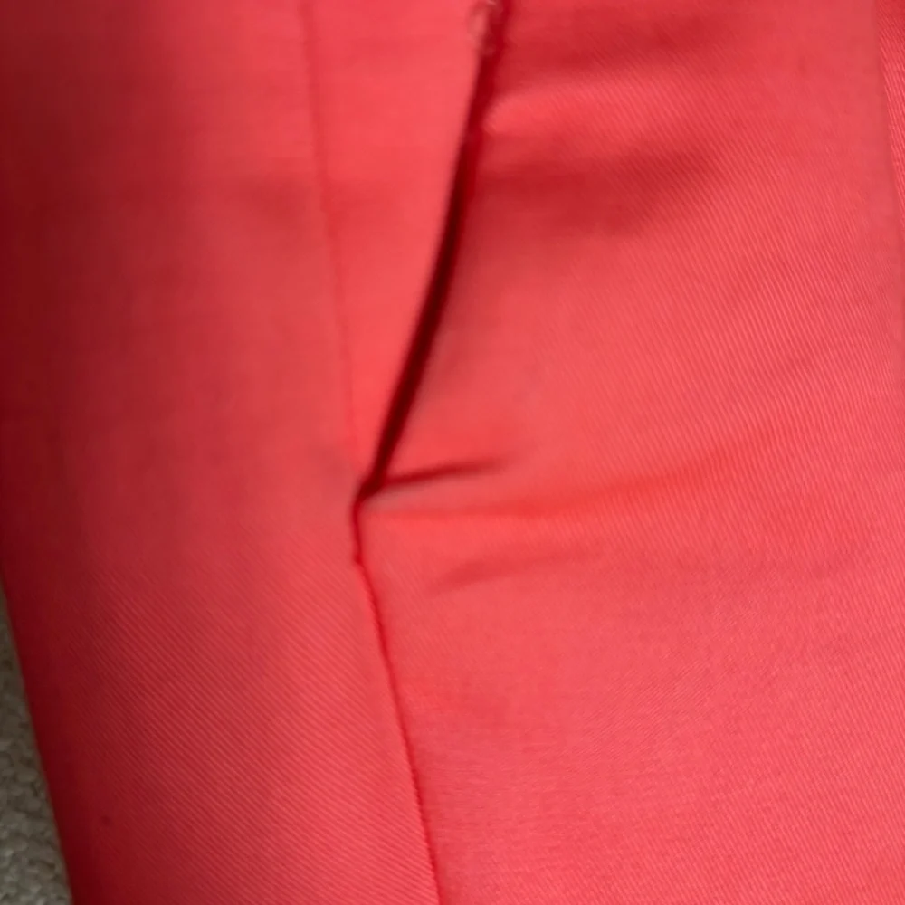 J Crew Cafe Capri chino pants 2 coral
